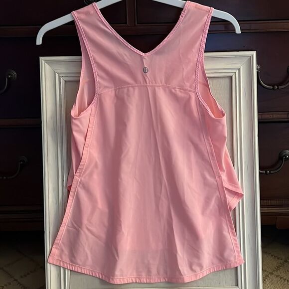 Pink lululemon relaxed fit tank with rounded front and lower back hem M - Picture 2 of 6